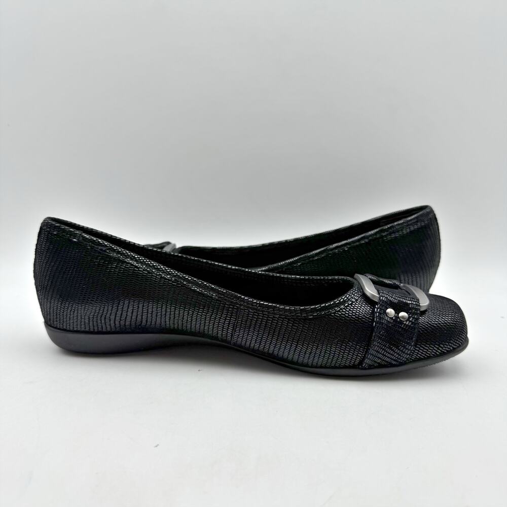 Trotters Womens Sizzle Flats US 7 Narrow EU 37.5 Black Leather Slip On NWOB - Picture 5 of 13